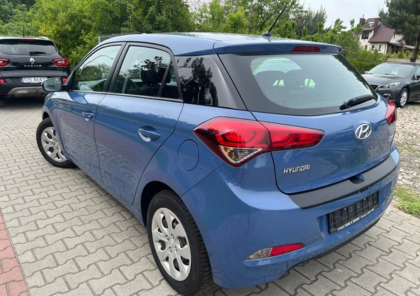 Hyundai i20 cena 39900 przebieg: 101000, rok produkcji 2018 z Namysłów małe 596